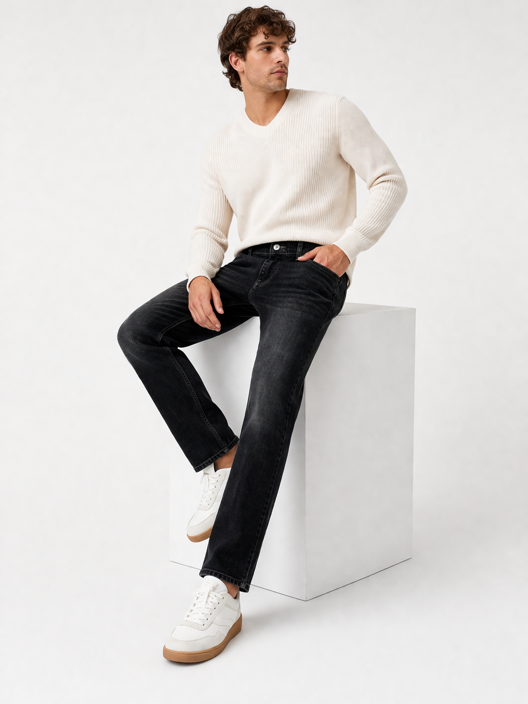 Dark Washed Black Straight Fit Denim Jeans